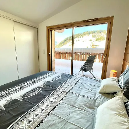 Duplex Neuf Au Pied Des Pistes Avec Wifi Et Parking Prive - Fr-1-505-203